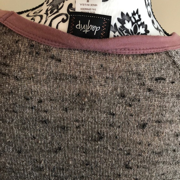 Daytrip Embellished Top Size Med Mauve and Taupe - Picture 3 of 8